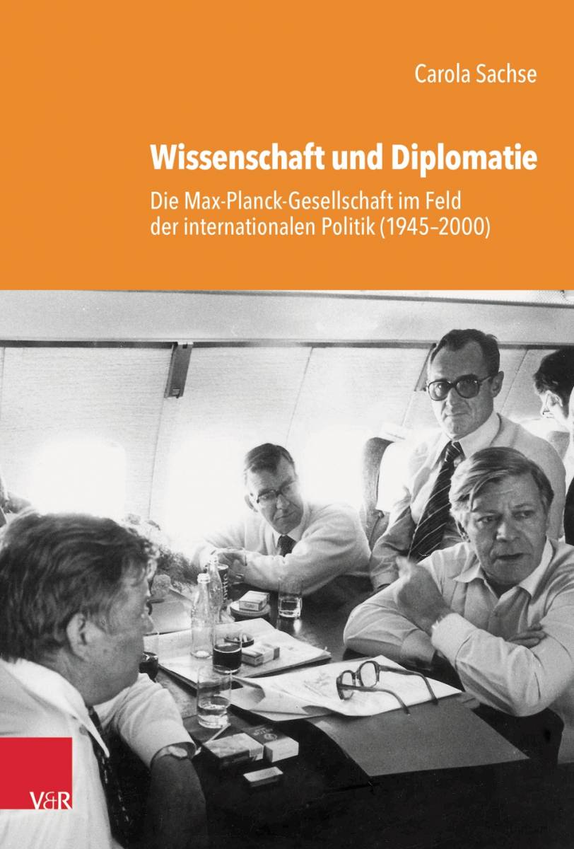 Carola Sachse publishes new #OpenAccess book on #Science and #Diplomacy: 'Wissenschaft und Diplomatie: die Max-Planck-Gesellschaft im Feld der internationalen Politik (1945–2000)' 📖🤝

🔗bit.ly/3ovxAmC

@maxplanckpress @V_R_Tweets #HistSci