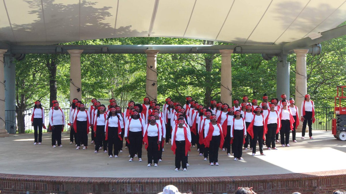 GreenvilleSCDST's tweet photo. What an amazing experience to lead these 61 amazing ladies through their journey to Delta Sigma Theta Sorority, Incorporated! We welcome Flight 61: DSTiny Fulfilled to the Greenville (SC) Alumnae Chapter to our illustrious sisterhood!
#GSCAC #GSCACDST #Flight61DSTinyFulfilled https://t.co/pPu5mBJKGb