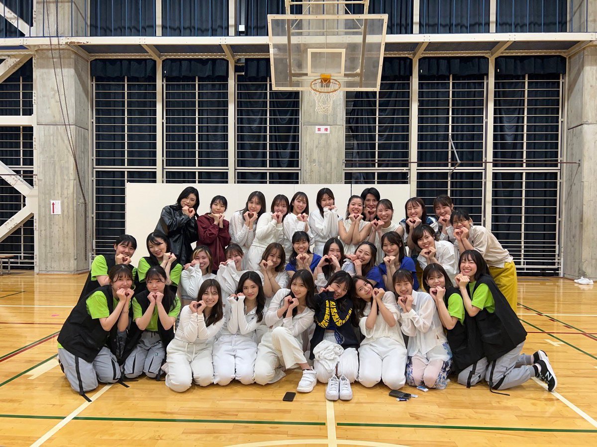 FSCfood's tweet photo. また勧誘ショーの様子も沢山投稿しますね♪♪
入部お待ちしております🌟
💙男子部員大大大募集中です💙 https://t.co/EFQm9KrX72