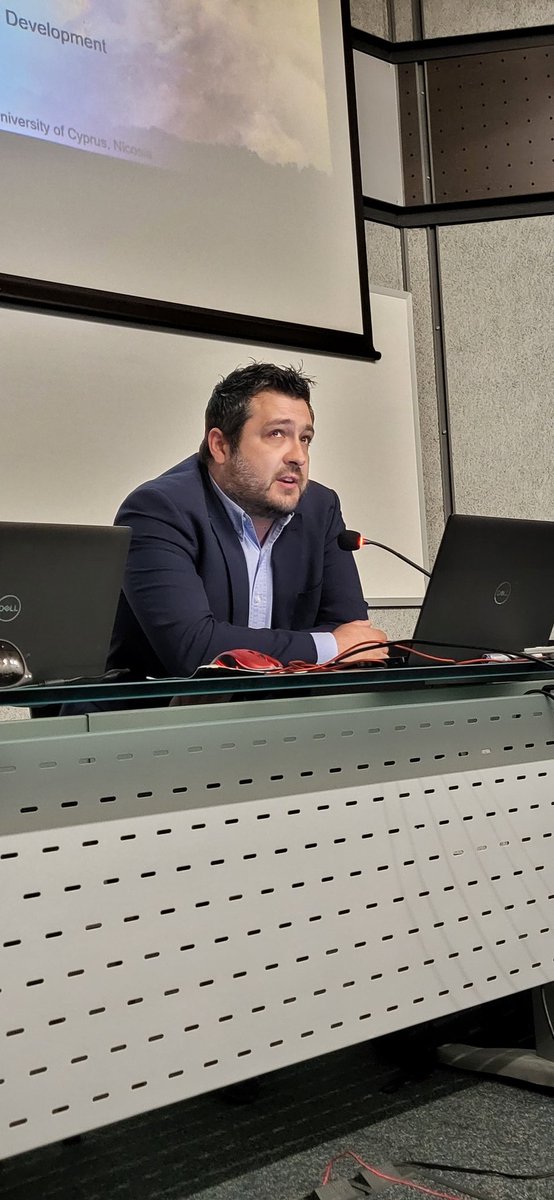 RESPOND-A tweet media