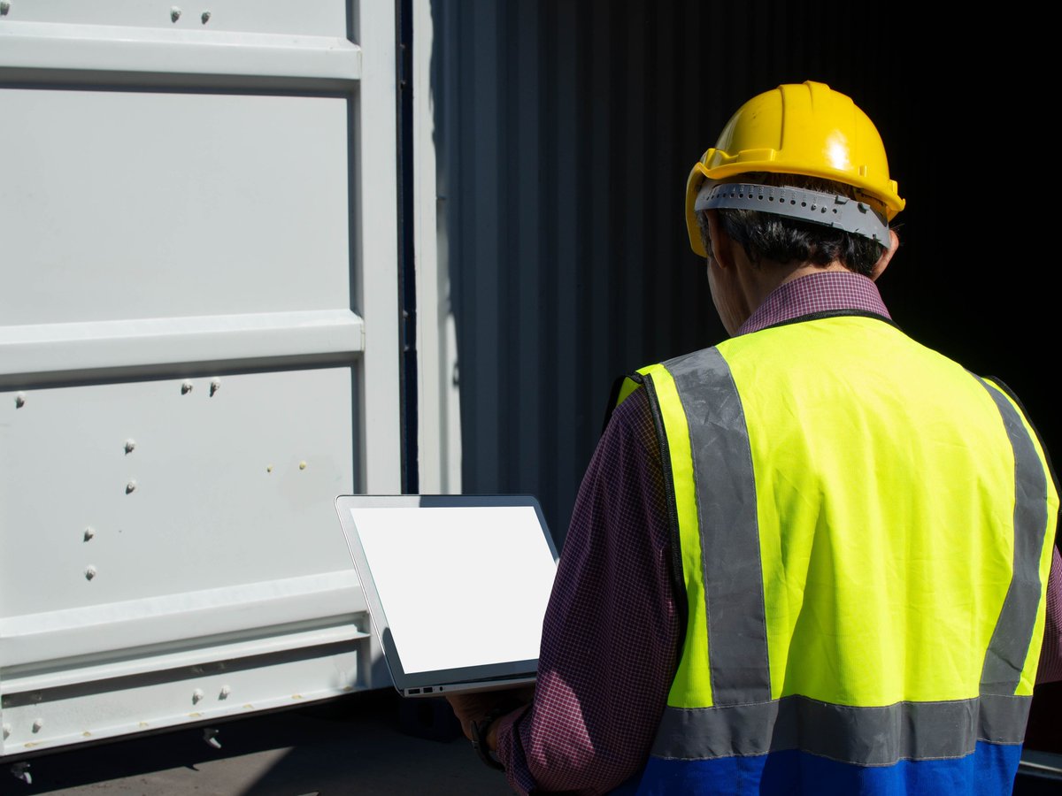 Empower your workforce with #AI. Revolutionize your manufacturing process &amp; focus on higher-value activities. With Khenda, achieve operational excellence. Check out our blog on khenda.com #Industry40 #DigitalLeanManufacturing #ContinuousImprovement