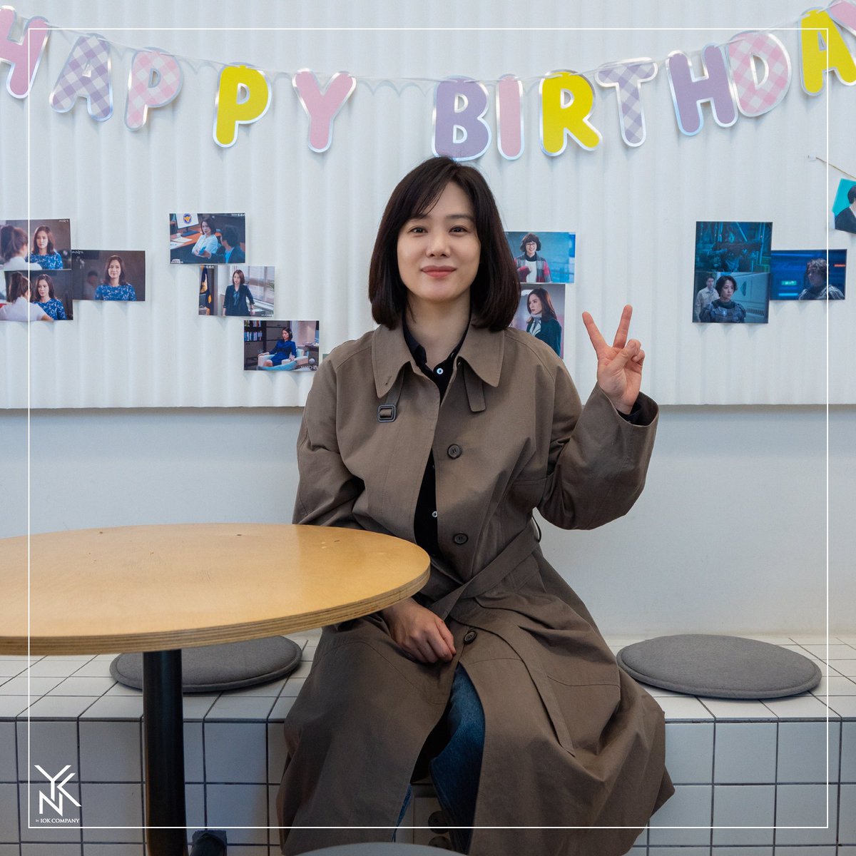YNK_sungduck's tweet photo. 또 하나의 소중한 추억이 된 현주 배우의 첫 생일 카페 방문기!
비하인드를 기다리며.. 프리뷰 투척👀❤️

#김현주 #KimHyunJoo https://t.co/Y1AS6tfsmj