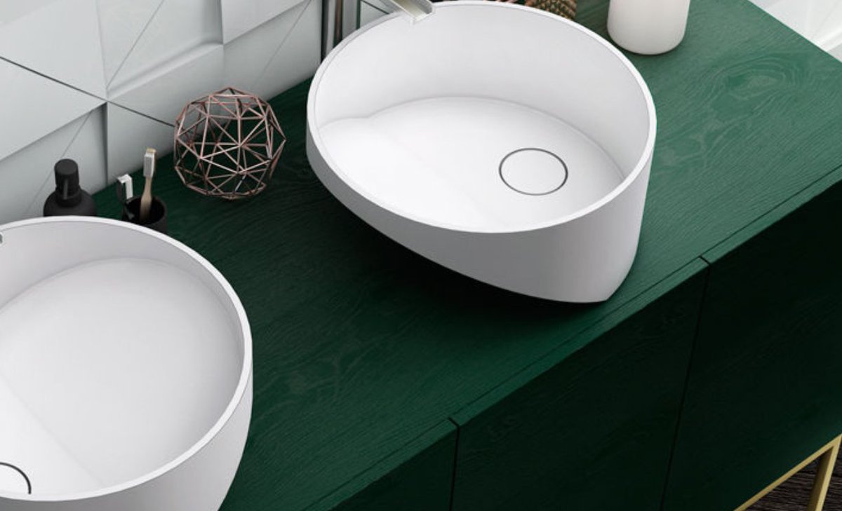 mundilite's tweet photo. ¡Nada mejor que un baño limpio y moderno para darle un toque único a cualquier hogar! 🛁💁🏻‍♀️ 

#mundilite se preocupa por diseñar los mejores lavabos sobreencimera para las necesidades de tus clientes. Es por ello, por lo que tenemos una amplia gama de ellos. 🤩 https://t.co/fqeT3CL2ie