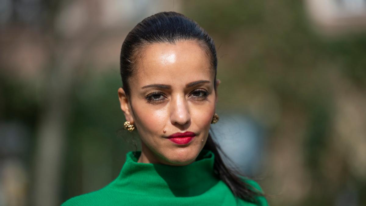 WELT on Twitter "Ex Staatssekretärin Chebli fordert Rücktritt der