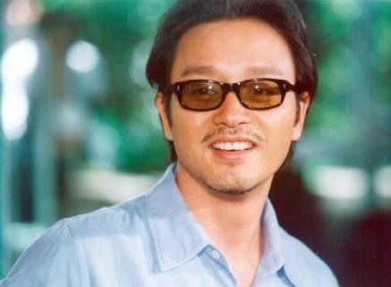 artamtere2june's tweet photo. มาแบบไม่ไว้ชีวิตใครทั้งนั้น 🥺
#lesliecheung https://t.co/5kobKgTeXY