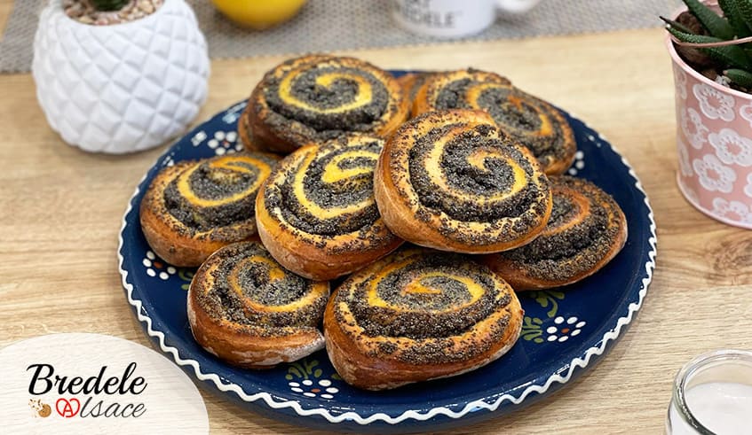 😍 Nous avons une nouvelle recette à vous présenter !
Découvrez la recette des Schnecke au pavot ! Des petites brioches en forme d'escargots à la crème de pavot 😋
Vous connaissez ? 🤔
➤ bredele.alsace/brioche-escarg… 
#recette