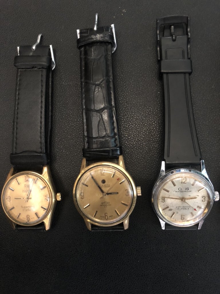 TesfayeTeffera's tweet photo. At Lantika antiques All vintage and antique watches are waiting for customers https://t.co/Gp3KXEWQYv