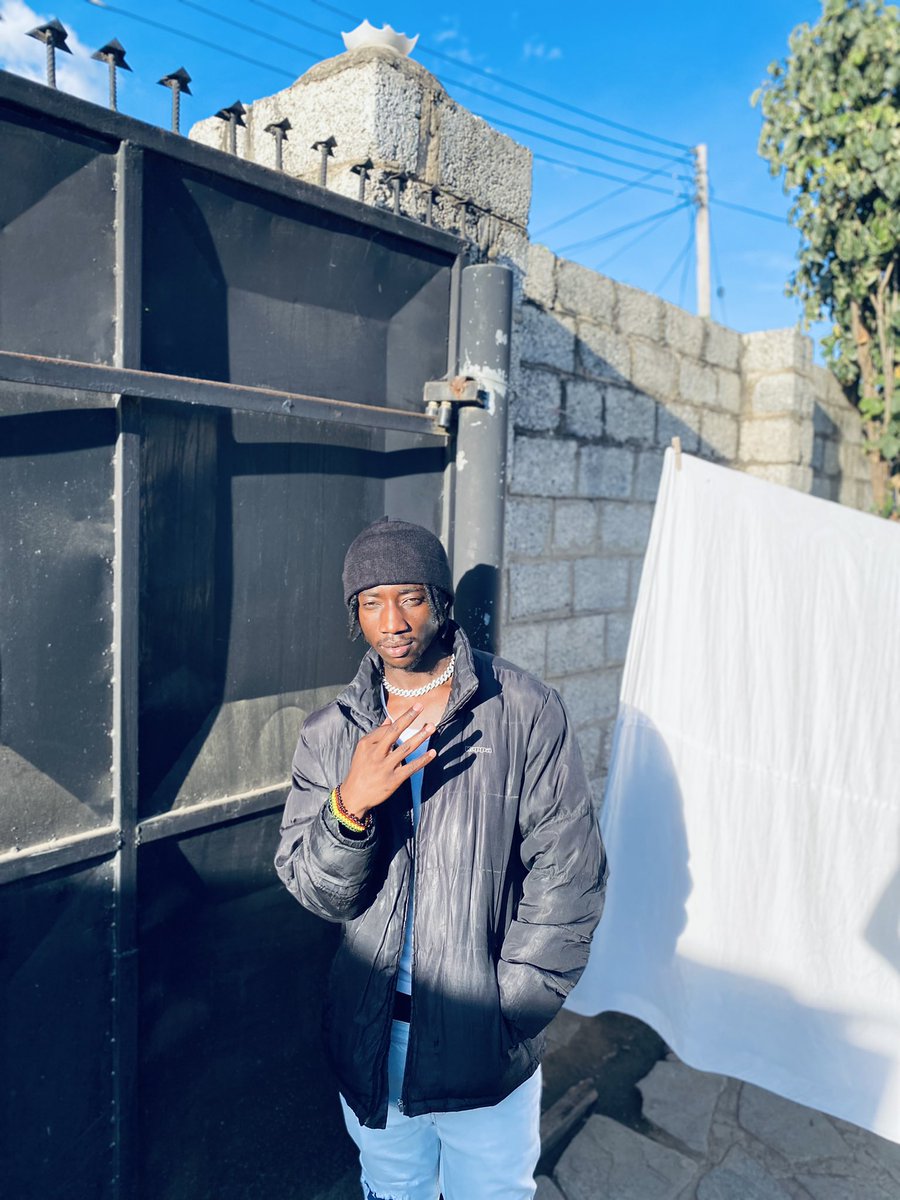 JaidPeter's tweet photo. New era tap in https://t.co/95vJzVjNNB