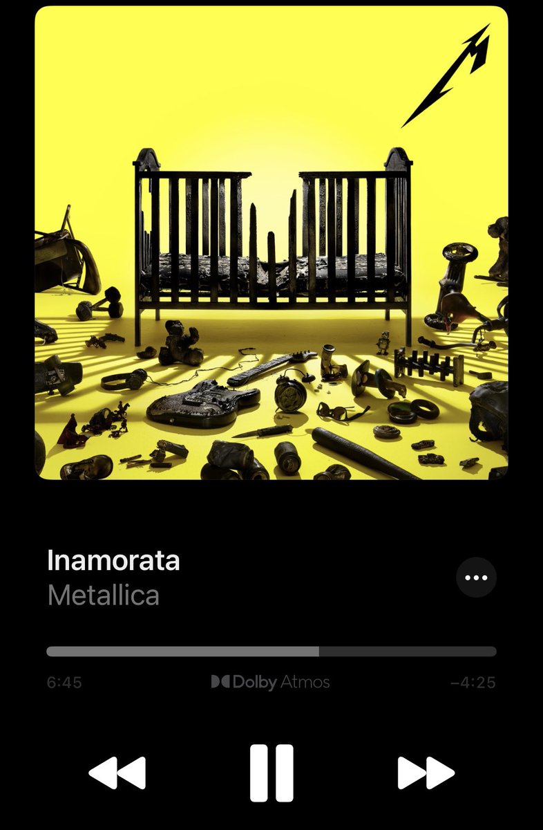 Mike_Loza11's tweet photo. JOYA DE ROLA.
Y es que del minuto 5:21 al 6:40 es como hundirte y tocar fondo, para después volver a subir y redimirte. 
Gracias Metallica, simplemente gracias. https://t.co/XMBS1c5agH