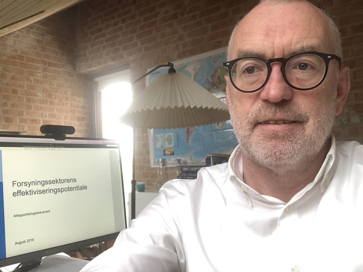 Skal i @p1 hos <a href="/triermogensen/">Lars Trier Mogensen</a> 9.25 og tale om den spirende klima/økonomi bommert, som bredt flertal i FT er på vej ud i med lovforslag om at sende forbrændingsanlæg konkurs. Sidder og genlæser den McKinseyrapport fra 2016 som grundlagde ideen - nævner ikke et ord om klima.