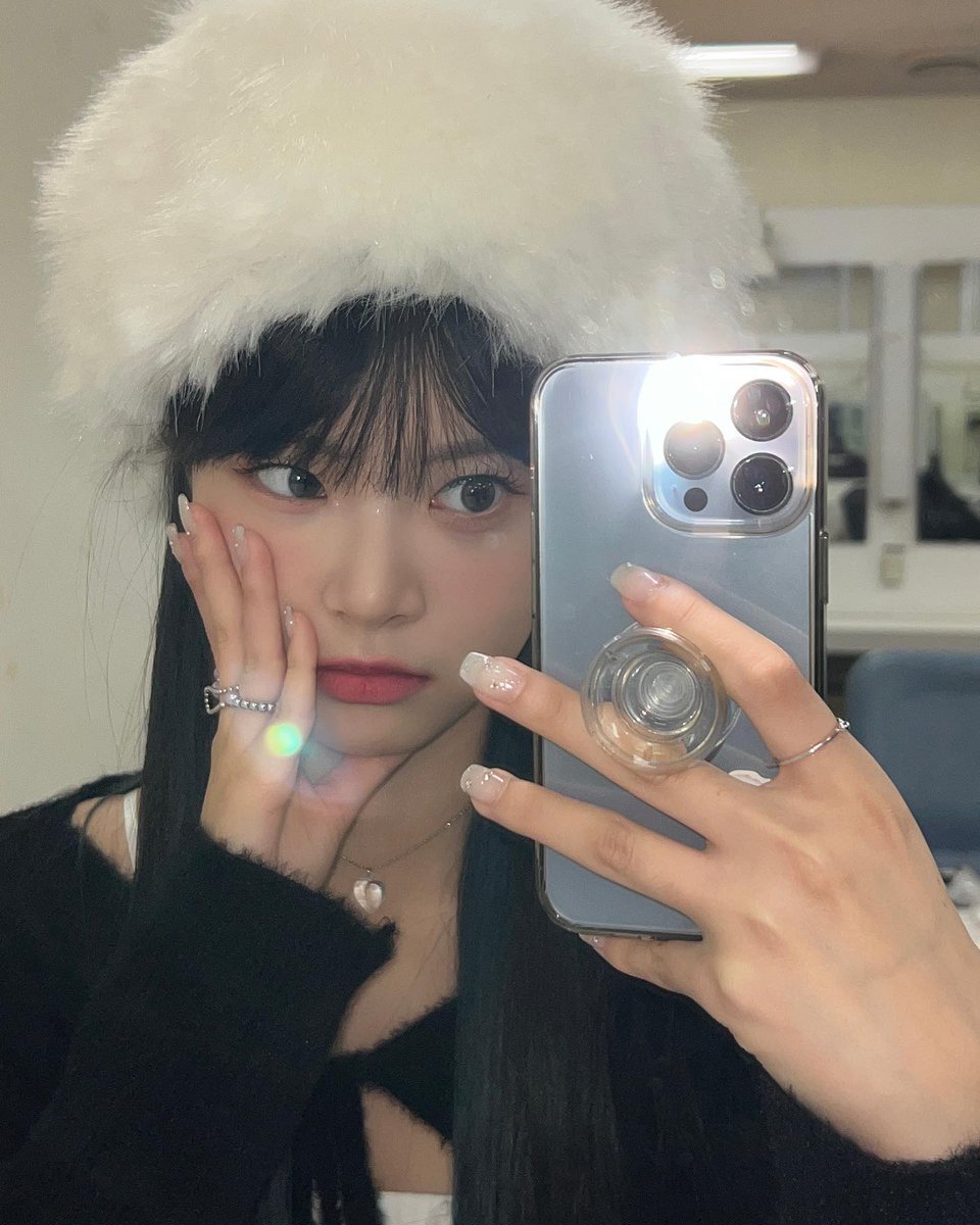 eunchwea's tweet photo. 😉✌️ https://t.co/PTQqkCMZdy