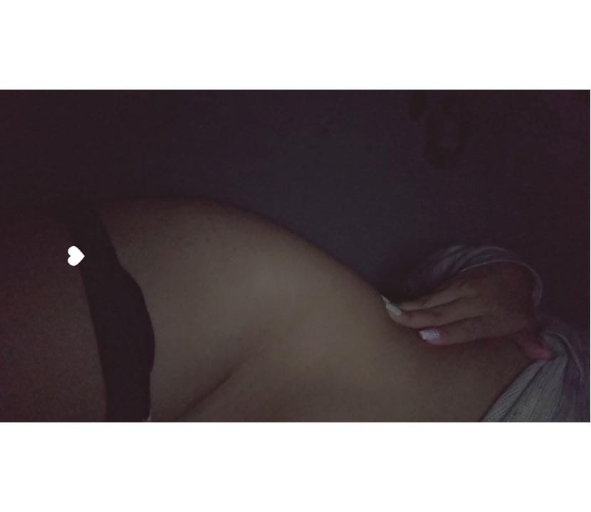 MayeliPetitte's tweet photo. Curvas y Piel canela 🔥 #onlyfansgirl #onlyfansbabe #onlyfansFree #onlyfanslatinas #Only18 #curvas #caderas #relojdearena #pielcanela #caderas #cuerpodemujer #latinas #LatinasCulonas #nudes #desnuda https://t.co/AyM2OlPm2a