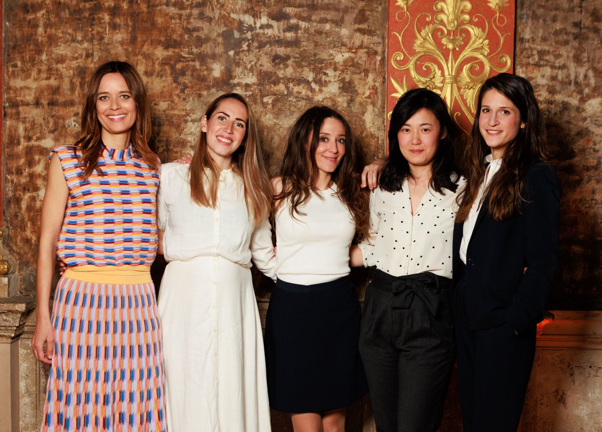 LadiesBank tweet media