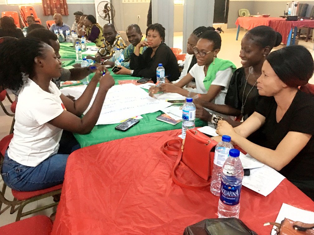 Deborah01023430's tweet photo. Capacity Building Workshop on Gender Responsive Budgeting as an advocacy tool for women's rights advocates/CSOs towards addressing VAWG/SGBV/HP within Ebonyi, State.

Sponsored by Spotlight Initiative, UN Women and implemented by FIDA💞
@ SuSew Human Development Foundation https://t.co/SJJc3BsP4W