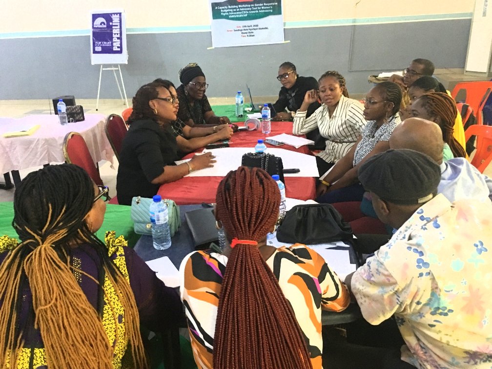 Deborah01023430's tweet photo. Capacity Building Workshop on Gender Responsive Budgeting as an advocacy tool for women's rights advocates/CSOs towards addressing VAWG/SGBV/HP within Ebonyi, State.

Sponsored by Spotlight Initiative, UN Women and implemented by FIDA💞
@ SuSew Human Development Foundation https://t.co/SJJc3BsP4W