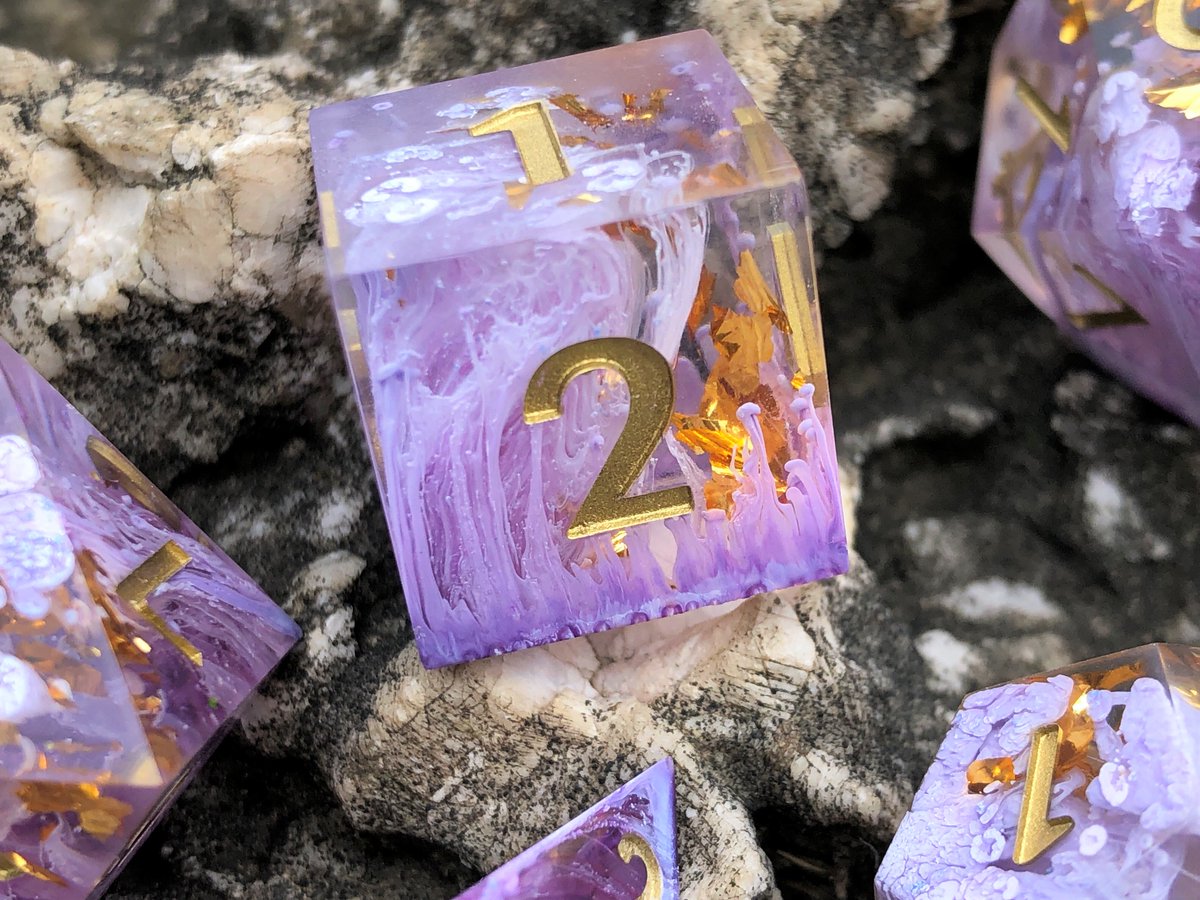 LandmarkRPG's tweet photo. 🎲HM Dice Giveaway🎲 

Our fourth and biggest KS is just around the corner and all the sets you see here are going to be a part of it! Presenting - The Elysian Garden!

To enter:  
1) Follow us  
2) RT  
3) Like   
Extra entry if you leave a comment!🗣️

Ends 4/28 Fri
#dnd #dice https://t.co/5IlGVyJlyR