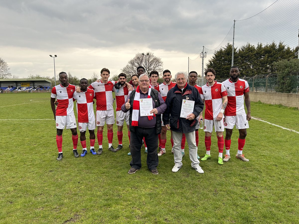 FCSouthall's tweet photo. After Saturdays win we held our presentation evening the winners were - 

Player of the Year
Jaden Thompson - Brisset

Players Player 
Alex Nolan

Supporters Player 
Jack Roper

Committee Player
Carl Pearce 

Top Scorer 
Anthony O’Connor 

Most Improved
Ryan Hope

🏆⚽️ https://t.co/m4jp2gtOSt
