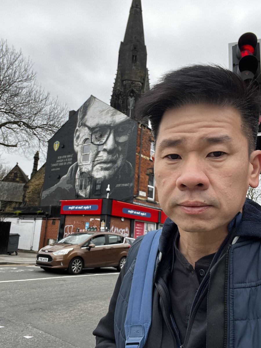 clement3343's tweet photo. Mural Walk Day 1 (24/4/23)

3.5 hours on my feet to cover: 
-Bielsa 
-Iconic Club Badges
-Proud As A Peacock 

Many more to cover today before 7:45pm kick off https://t.co/63BHv6GybY