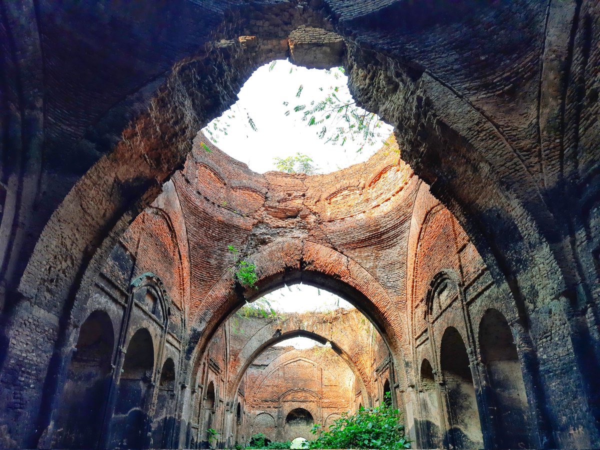 Research Wing Update: Senior Member, Diptarka Datta presented a paper on Management of Vulnerable Cultural Heritage: Case Study of the Fauti Masjid, Murshidabad, West Bengal at the International Conference on ‘Making’ Heritage: Rethinking Methods, Policies and Practices.
