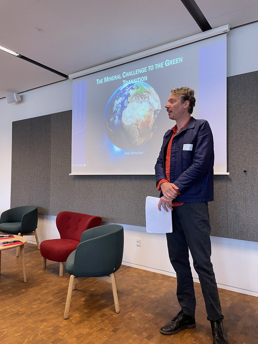 Anne Kipp tweet media