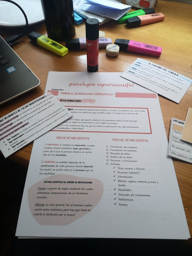 em3rgencia's tweet photo. me habéis pillado sin ganas de estudiar así que... 

TIPS PARA HACER APUNTES DE ESTE ESTILO💘💘 https://t.co/GWdnx9FXul