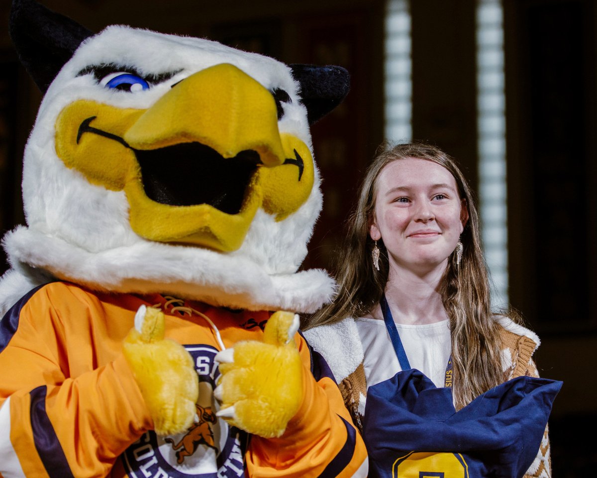 Canisius_Univ's tweet photo. 📣 Thrilled to have so many #FutureGriffs take the first steps in their Canisius journey - by joining us at Accepted Students Day! Can't wait to have you on campus this fall! #GoGriffs https://t.co/fEEGYxi7Oy
