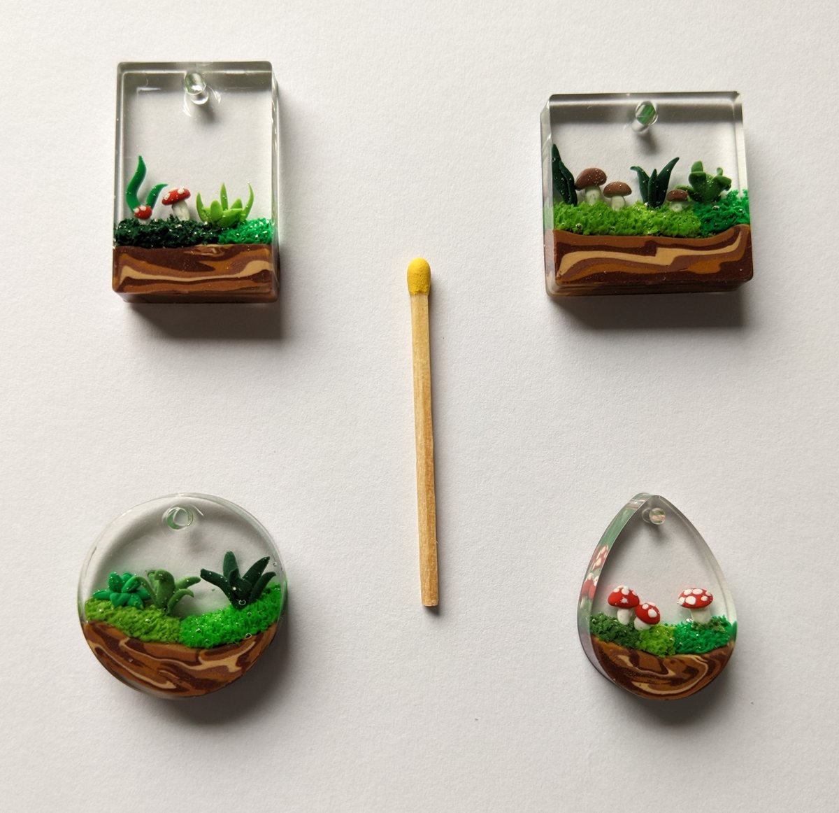 indi_visibl's tweet image. Posted a new #instructable @instructables check it out:
 instructables.com/Miniature-Terr…
#crafts #tutorial #resin #polymerclay #jewelry #DIY
