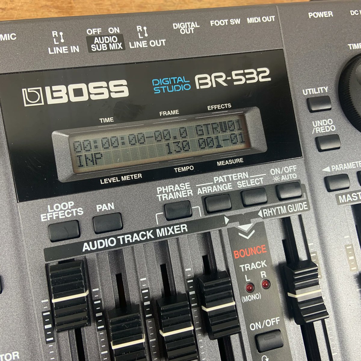 cocohankerson's tweet photo. It’s Alive!!!
#bossbr532 #recorder #multitrackrecorder #portablestudio https://t.co/GdXvpgpddd