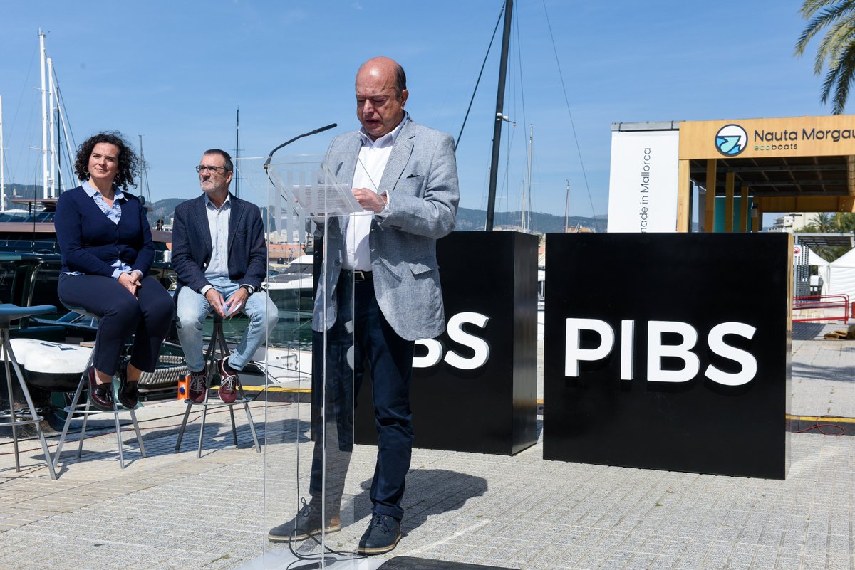 PalmaBoatShow's tweet image. El vicepresidente @jpyllanes ha presentado esta mañana el certamen: PIBS23👏🏼
Los veleros, un año más, serán los protagonistas, y podremos encontrar una gran variedad de catamaranes de vela y a motor entre otras muchas embarcaciones💙

#PIBS23
