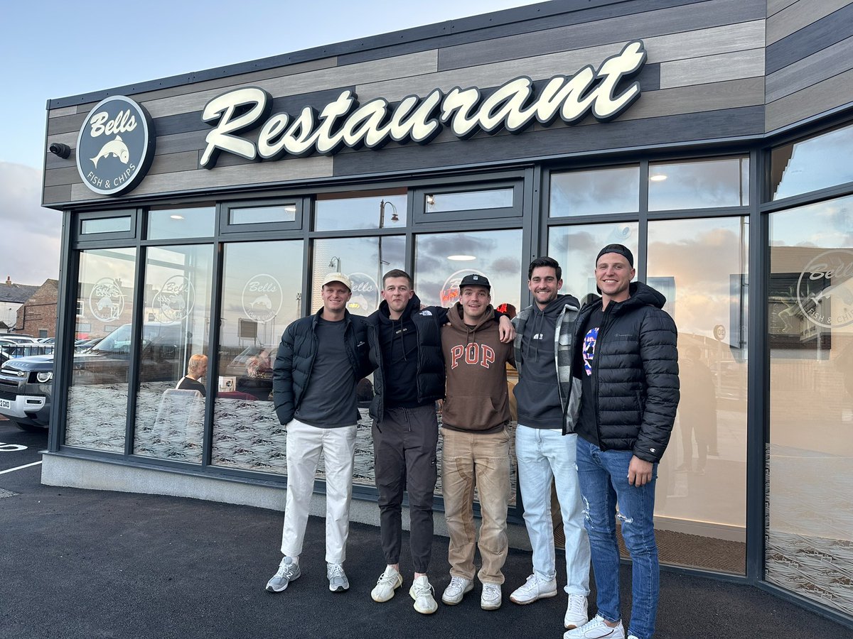 🤝 @BellsFishShop Members of the Durham playing squad attended the opening of Bells Fish & Chip shop yesterday in Seaham 🌊 #ForTheNorth