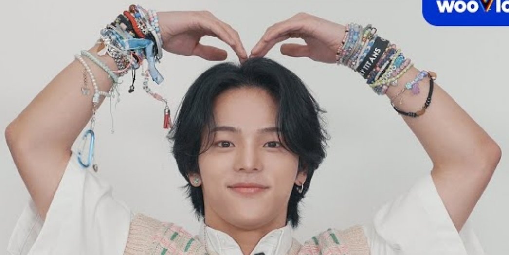 ʕ ﹷ ᴥ ﹷʔ 로스트 스타 🧸🎈 tweet media