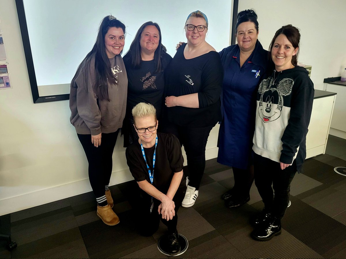 Jessica (@jesicamaloney) on Twitter photo Leadership day with @SaraHandley9 Deputy Director of Adult Community Services and <a href="/NCASouthCluster/">NCA Oldham Community Nurses -South Cluster</a> Senior Practitioner Natalie Chambers...an inspirational session ππ <a href="/mrsagoodwin70/">Andrea Goodwin</a> <a href="/SebbieNolan/">Carol Nolan</a> @annjones31659627 <a href="/NCAlliance_NHS/">Northern Care Alliance NHS Foundation Trust (NCA)</a> <a href="/DNManMet/">District Nurse apprenticeship ManMet</a> #futureroles #LeadershipDevelopment Leadership day with @SaraHandley9 Deputy Director of Adult Community Services and <a href="/NCASouthCluster/">NCA Oldham Community Nurses -South Cluster</a> Senior Practitioner Natalie Chambers...an inspirational session ππ <a href="/mrsagoodwin70/">Andrea Goodwin</a> <a href="/SebbieNolan/">Carol Nolan</a> @annjones31659627 <a href="/NCAlliance_NHS/">Northern Care Alliance NHS Foundation Trust (NCA)</a> <a href="/DNManMet/">District Nurse apprenticeship ManMet</a> #futureroles #LeadershipDevelopment