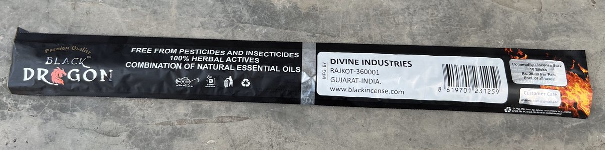 On #WorldMalariaDay, here's the best mosquito repellent I have used: Black Dragon agarbatti. The name sounds Chinese but this is very much Indian (from Gujarat) and herbal. I tried everything but nothing worked, but this did.