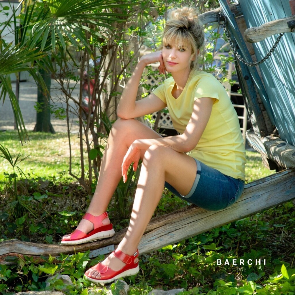 Somos fabricantes de calzado y nuestro proceso de producción se enfoca en proporcionarte la mayor comodidad. ❤️👞 

Tecnología, calidad y tendencia se combinan para mejorar el estado de tus pies y brindarte satisfacción total al caminar. 

Únete a la … instagr.am/p/CrdVnwGMyg4/