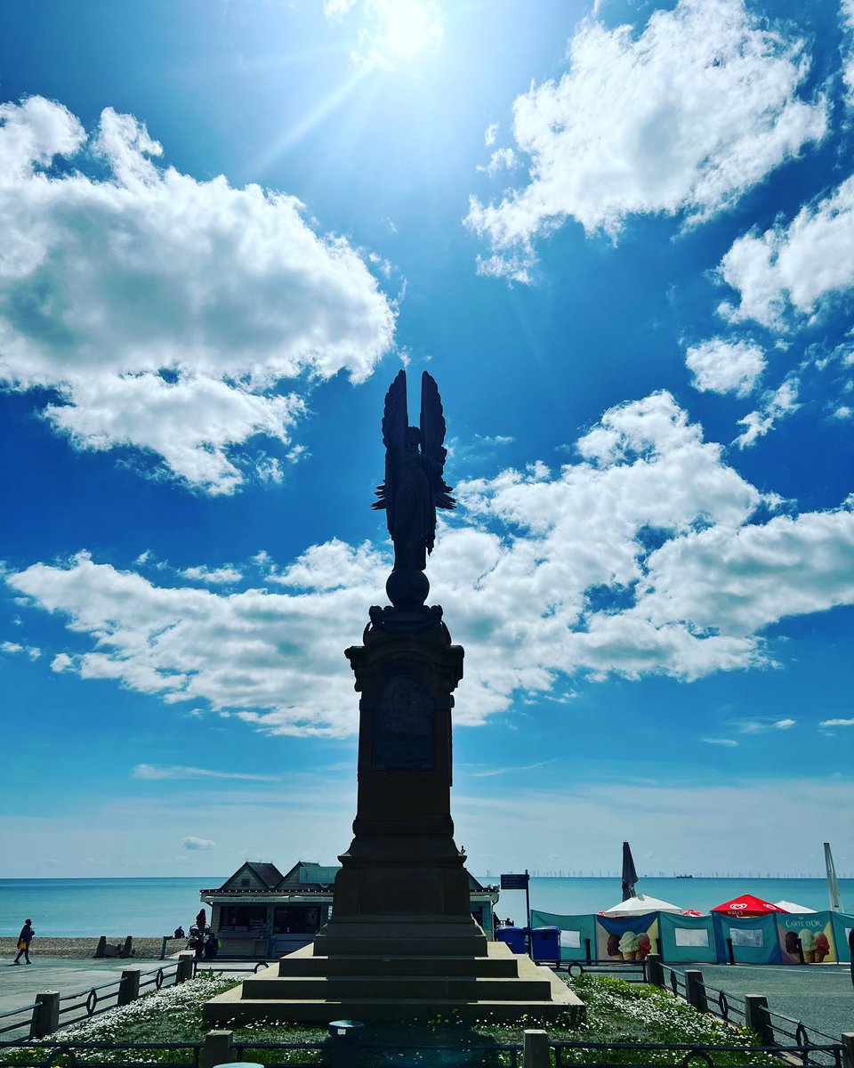 Beautiful day in Brighton #BNA2023 #neuroscience