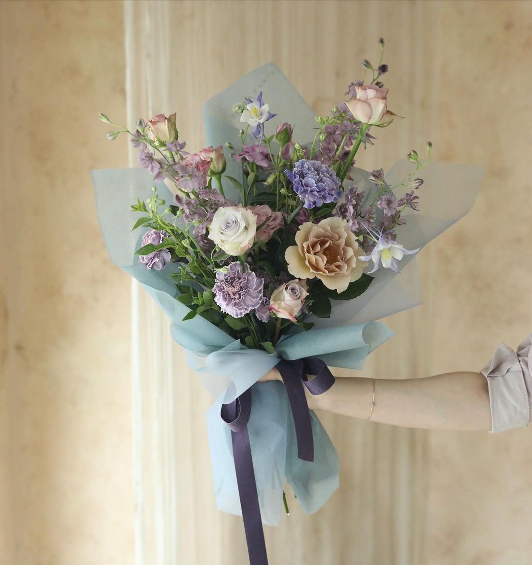 300moods's tweet image. Pretty flower bouquets