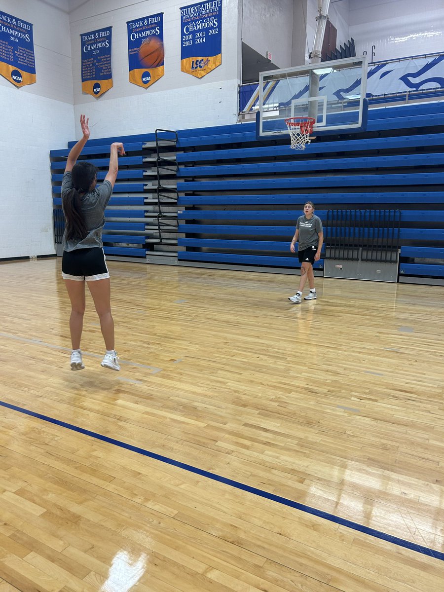 𝑱𝒐𝒚 𝑪𝒐𝒎𝒆𝒔 𝒊𝒏 𝒕𝒉𝒆 𝑴𝒐𝒓𝒏𝒊𝒏𝒈. 

#𝒋𝒂𝒗𝑪𝑶𝑼𝑹𝑨𝑮𝑬 🐗