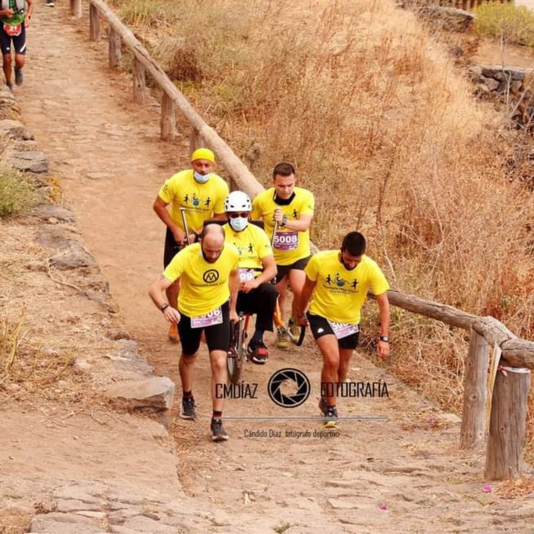 CrossMauxi's tweet photo. 👨‍🦽El #CrossMa2023 incluye la modalidad adaptada en la distancia de 5K y además apuesta una vez más por la solidaridad. 

🐦 Pichón Trail Project 
🔺 Atletas sin fronteras 
⛰️ Montaña para todos 
💛KMSxSonrisas https://t.co/0tZKUtAxWC