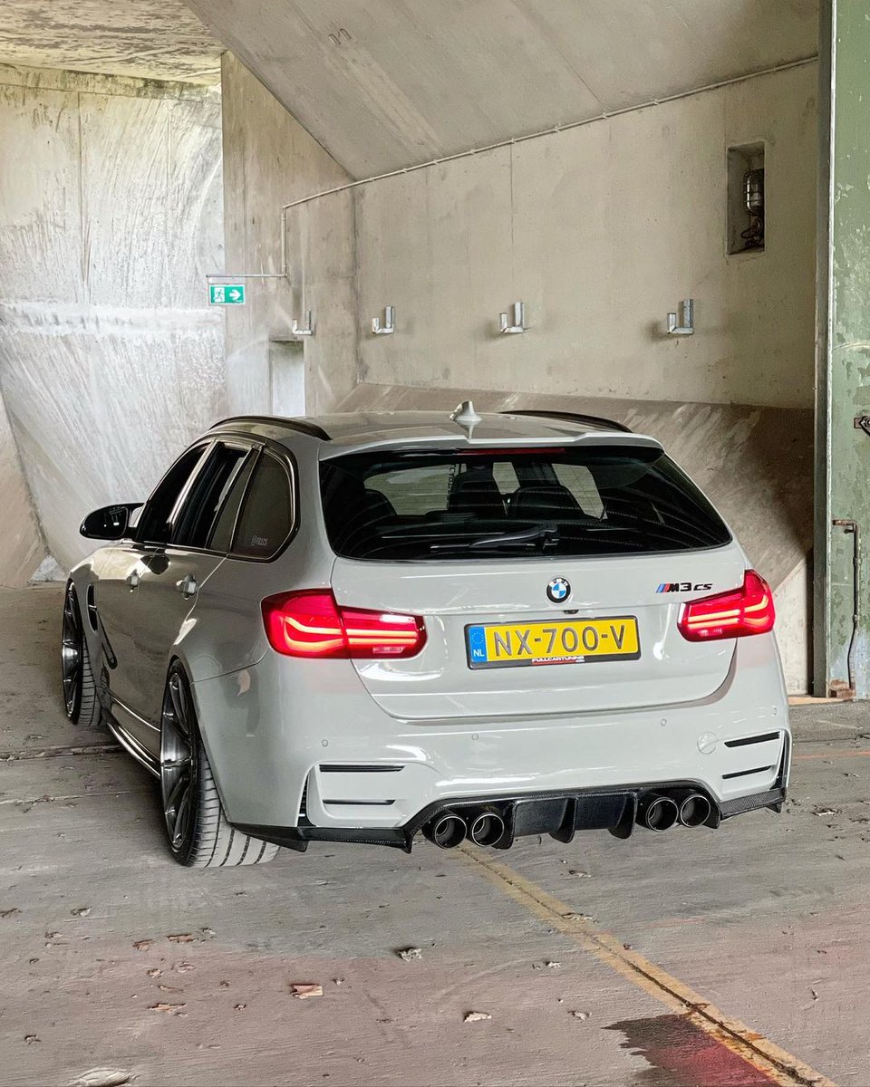 CebOnCars's tweet photo. God save the Wagon ! #WagonWednesday 🇩🇪
#BMW
#CebOnCars
#MPower
#SuperWagon https://t.co/GaG3UKSln5