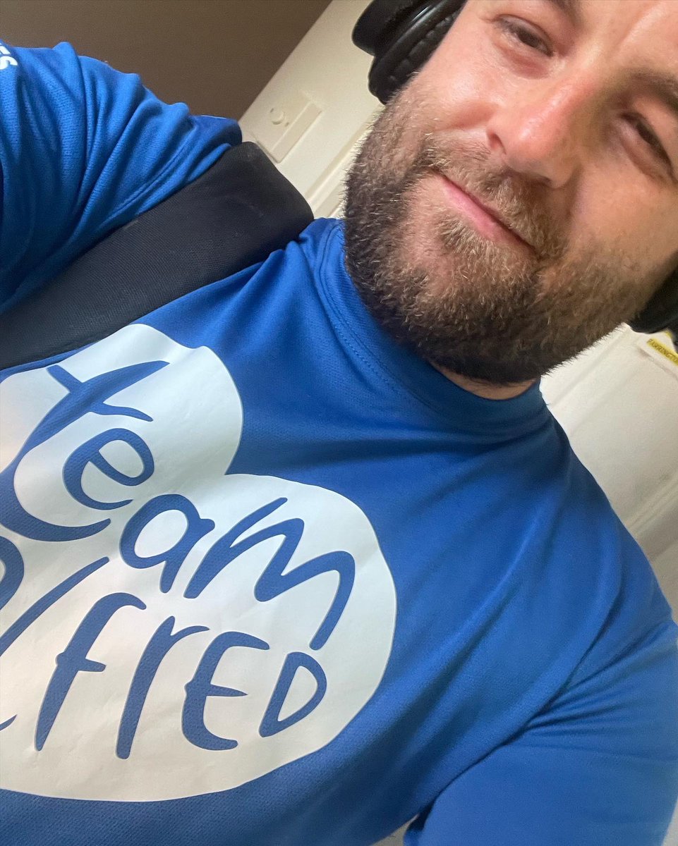 DanielCarlin123's tweet photo. My first run in over two months it felt good to be back out.
Working towards 21K badge again to have a goal to work towards.the three big running goals in this next year.
Bring it on!
#running #rugbyrunner #mimdset #attitude https://t.co/j9ut4jy8cQ