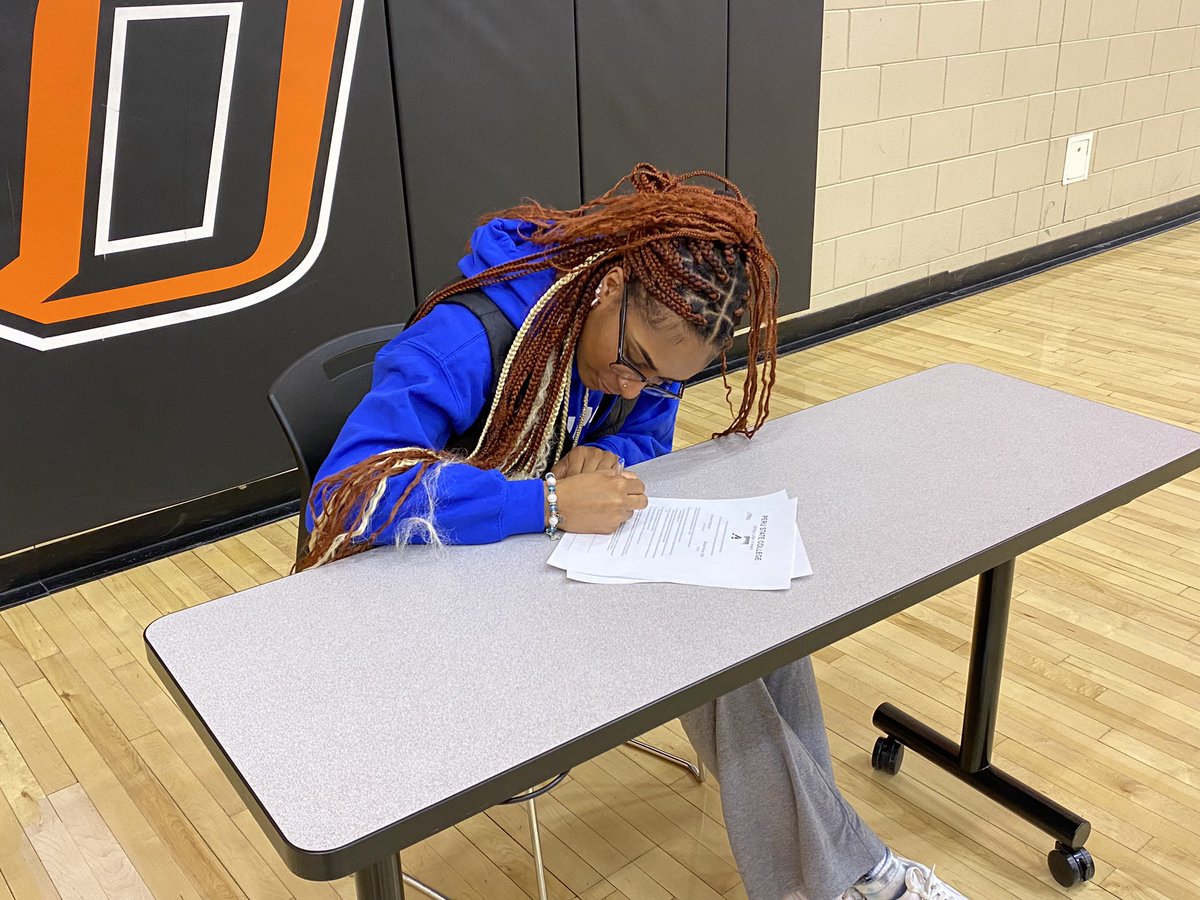Congratulations <a href="/AminahHargrove/">Aminah Hargrove</a> on continuing your academic and basketball career <a href="/PSCWomenHoops/">Peru State WBB</a>!! #nextchapter