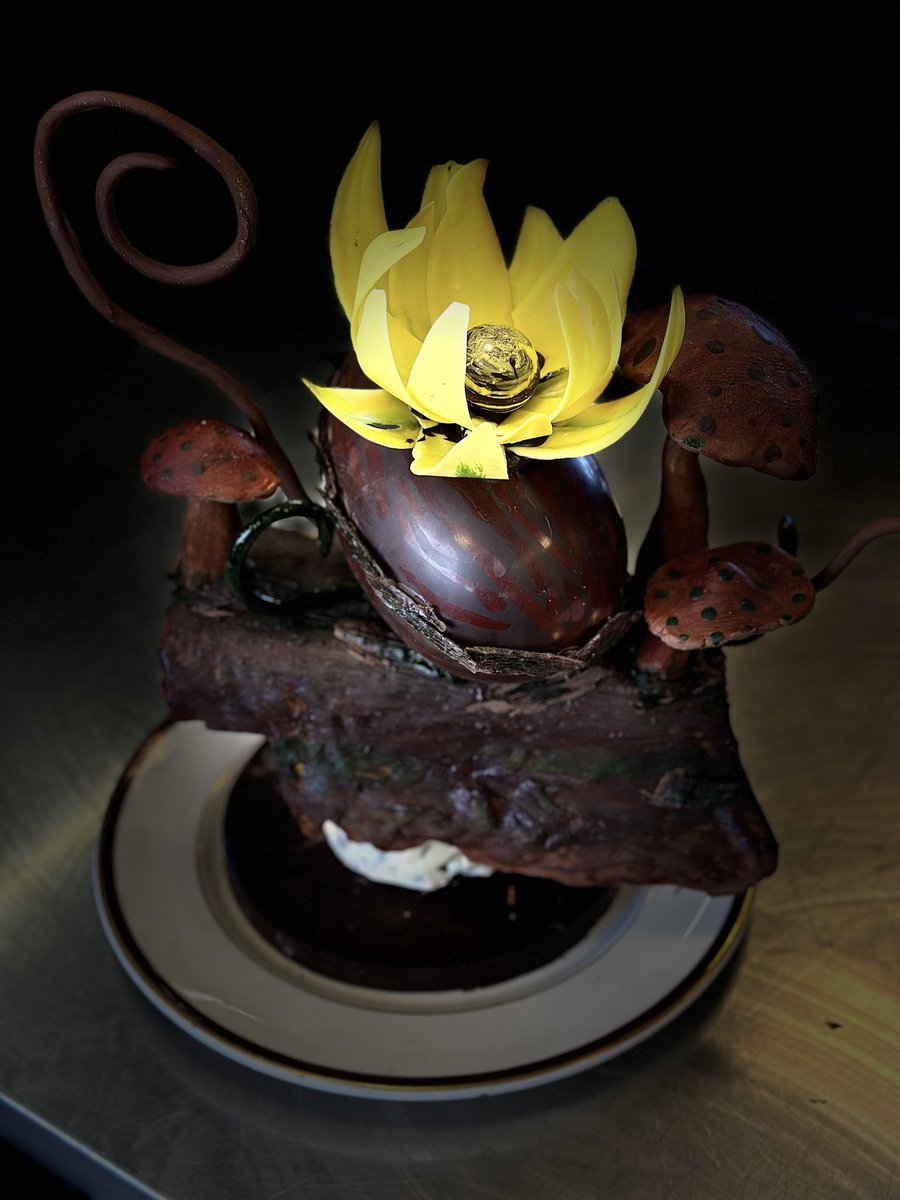 Great effort by all lvl 3 Pastry students this week, with their Chocolate Display pieces.
