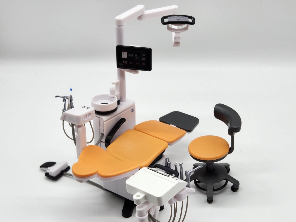 1/12 歯科チェア シグノT300購入。500円玉対応筐体用商品で一回800円