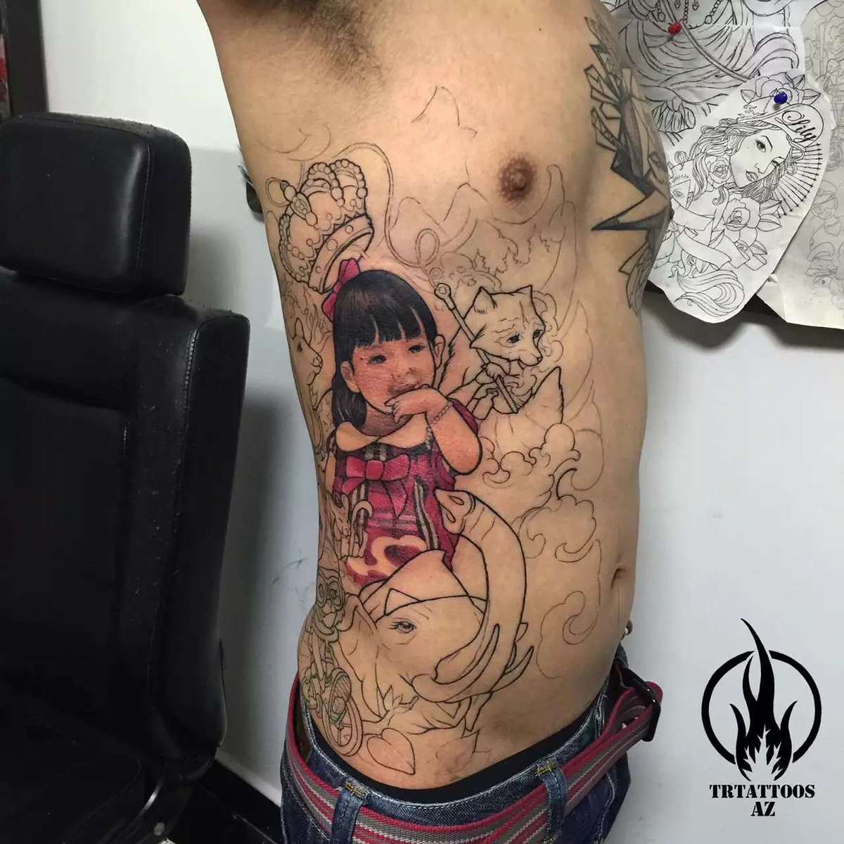 gavinlee_522's tweet photo. The tattoo on the right side of my upper body is a tribute to my daughter's 3rd birthday. After the divorce, my daughter lives with my ex-wife while I provide child support every month and visit her once a week. https://t.co/dF2SE9FB3P