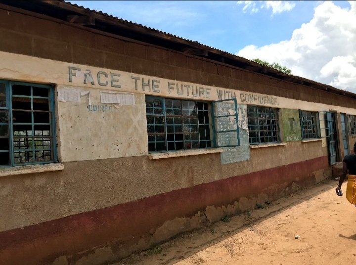 JerusaNyaboke's tweet photo. Today being #WorldMalariaDay a day to raise awareness about the fight against malaria, we come to you to seek your support. Help us make a difference at Engaboli Primary School. 

Till no: 8340218
#engabolicharitydrive
#jenasCBO https://t.co/VHL5CknfI5