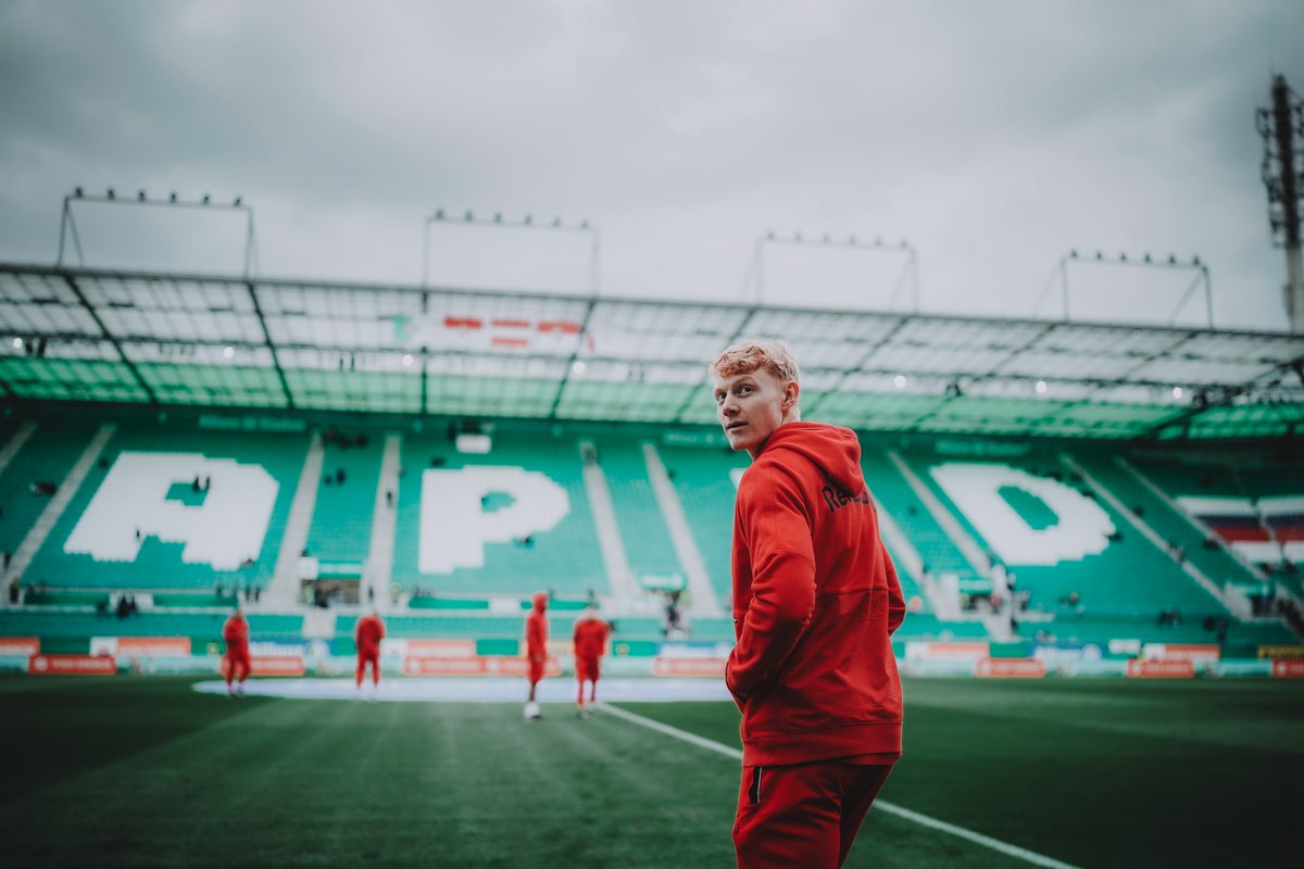 RedBullSalzburg's tweet photo. Morgen ist schon wieder Matchday 🤜🤛
🔜 #SCRBS https://t.co/tZO2UKdzg0