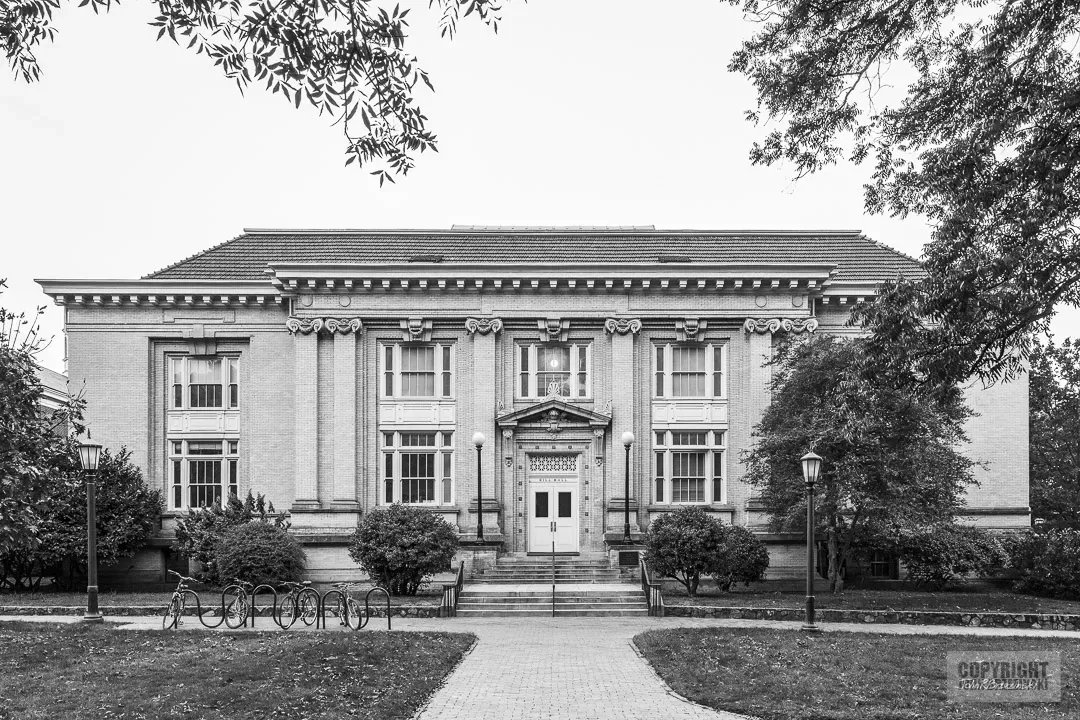 universityicons's tweet photo. Today's featured university icon is Hill Hall at the University of North Carolina in Chapel Hill, NC 

https://t.co/78lMcuLMlb 

@UNC @UNCGAA #architecture #campus #campustour #college #collegedays #collegelife #collegetour #picoftheday #graduation #UNCAlumni #photography https://t.co/2Y7WQWbABx