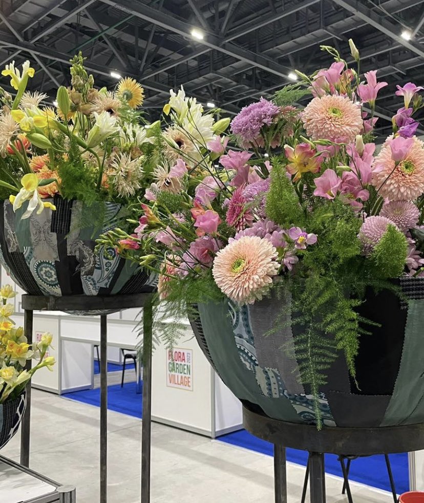 Last week Decorum participated at the Flora Garden Village fair in Kazachstan. Can also visited the fair and was present in the booth 🤩.

Can: “We had a great couple of days. There was a lot of interest in our booth and we got to talk to many buyers. The people here are fan of