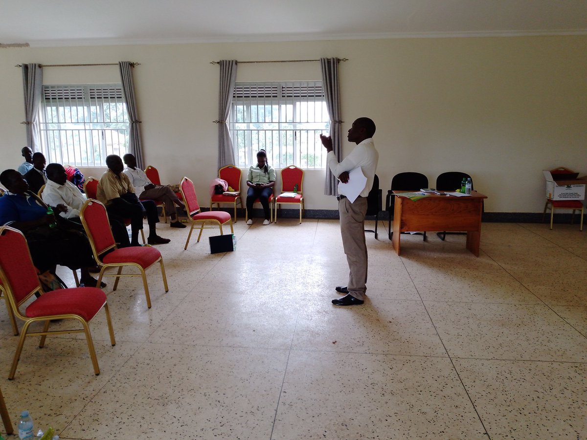 patrick_bingi's tweet photo. Day two of stakeholders engagement on Veterinary drugs pharmacovigilance and post market survey in Kiryandongo district being conducted by NDA Western Uganda regional office https://t.co/Ux39UWHoYK