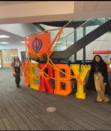 firstsource's tweet photo. Our #UK squad transformed our offices to celebrate the season's festivities, welcoming Easter ๐ฐ, Vaisakhi ๐พ, and Ramadan ๐ with spirited joy!
๐ซ ๐ United in celebration, they played games, had friendly contests, and shared delicious culinary treats
#LifeatFirstsource https://t.co/rv82LsVBxD